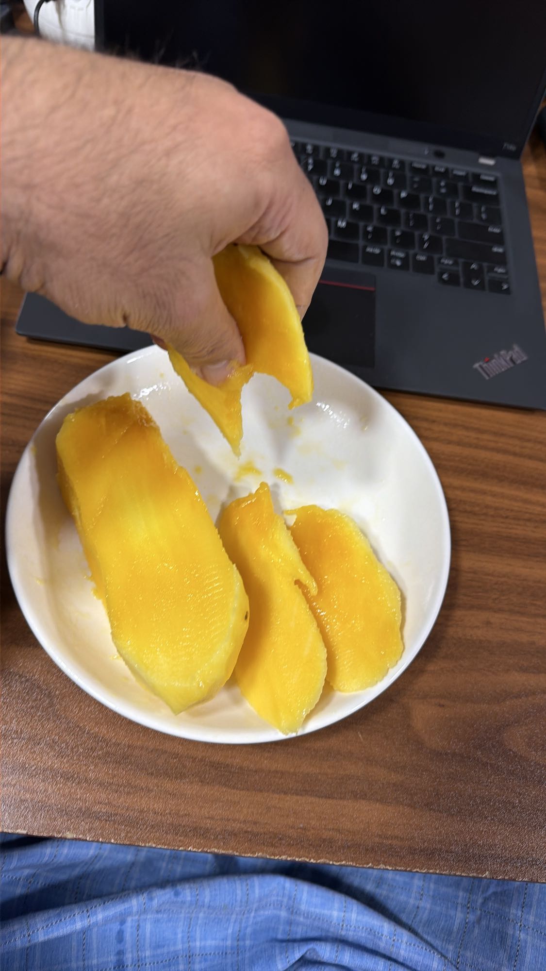 Sliced Mango