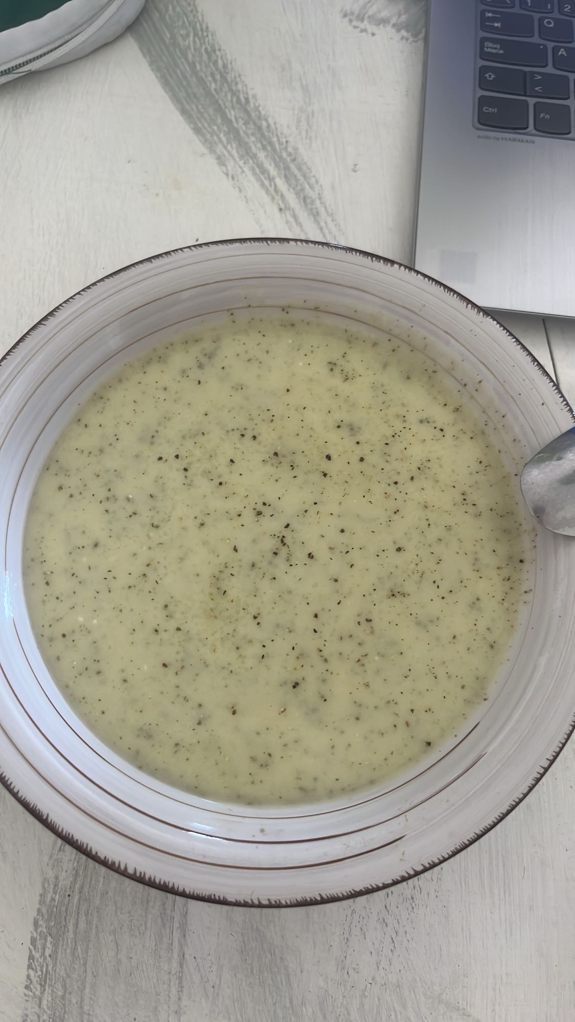 sopa cremosa de brócoli