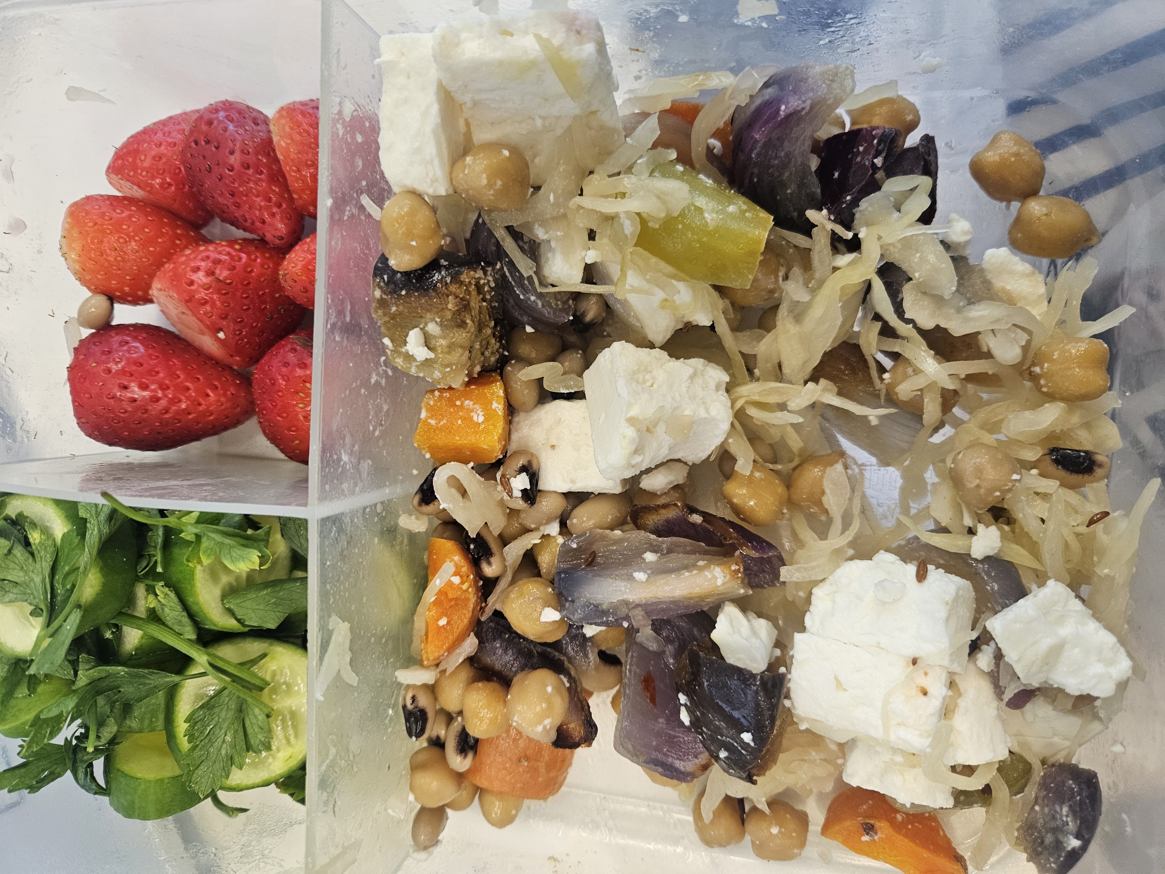 Mixed Salad with Strawberries