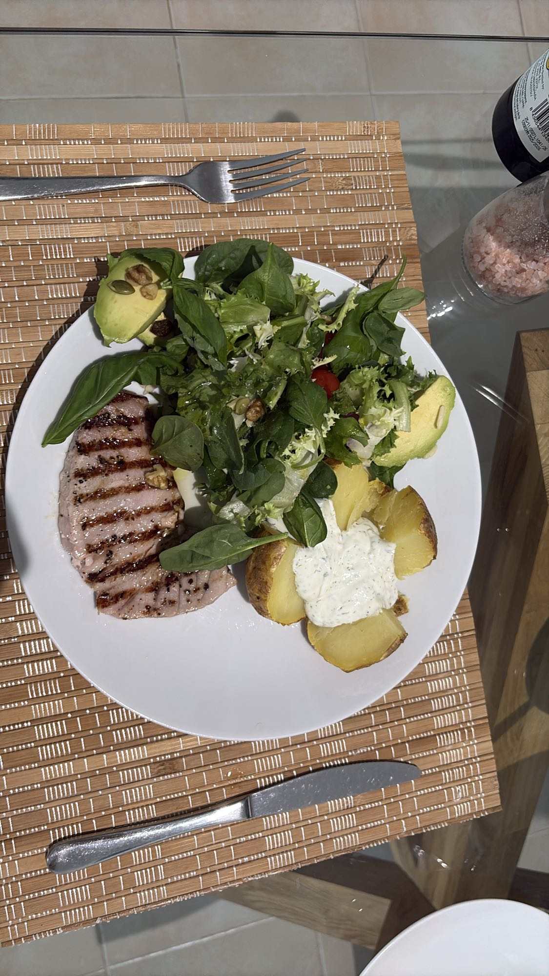 Grilled Tuna Salad Plate