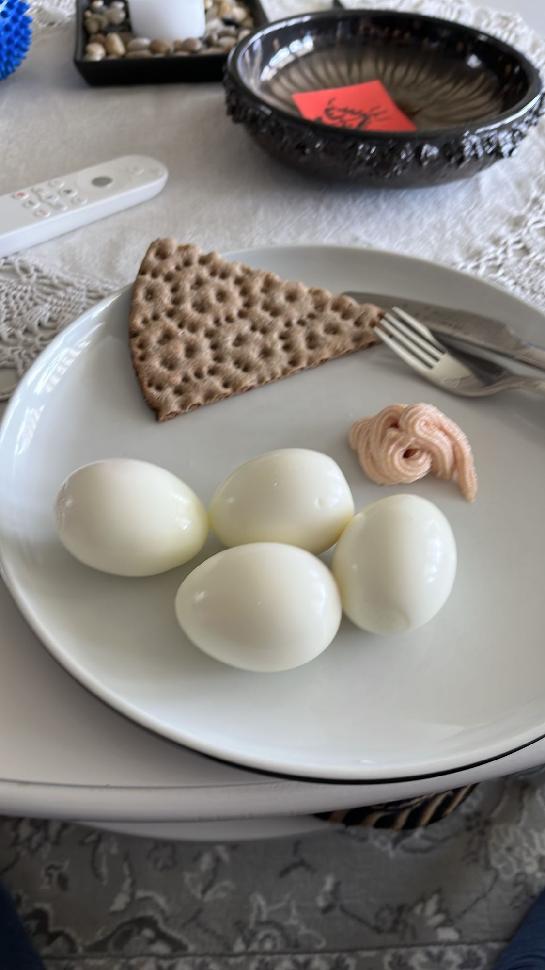 Ägg med knäcke