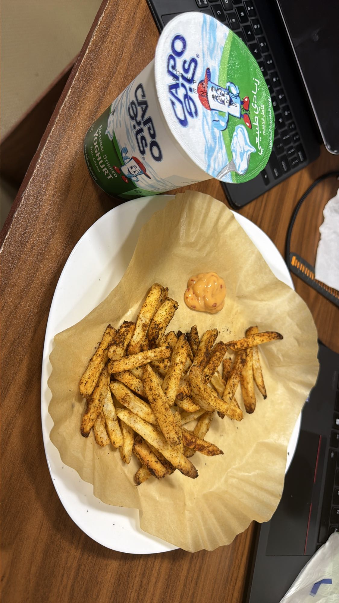 Fries with Yogurt
