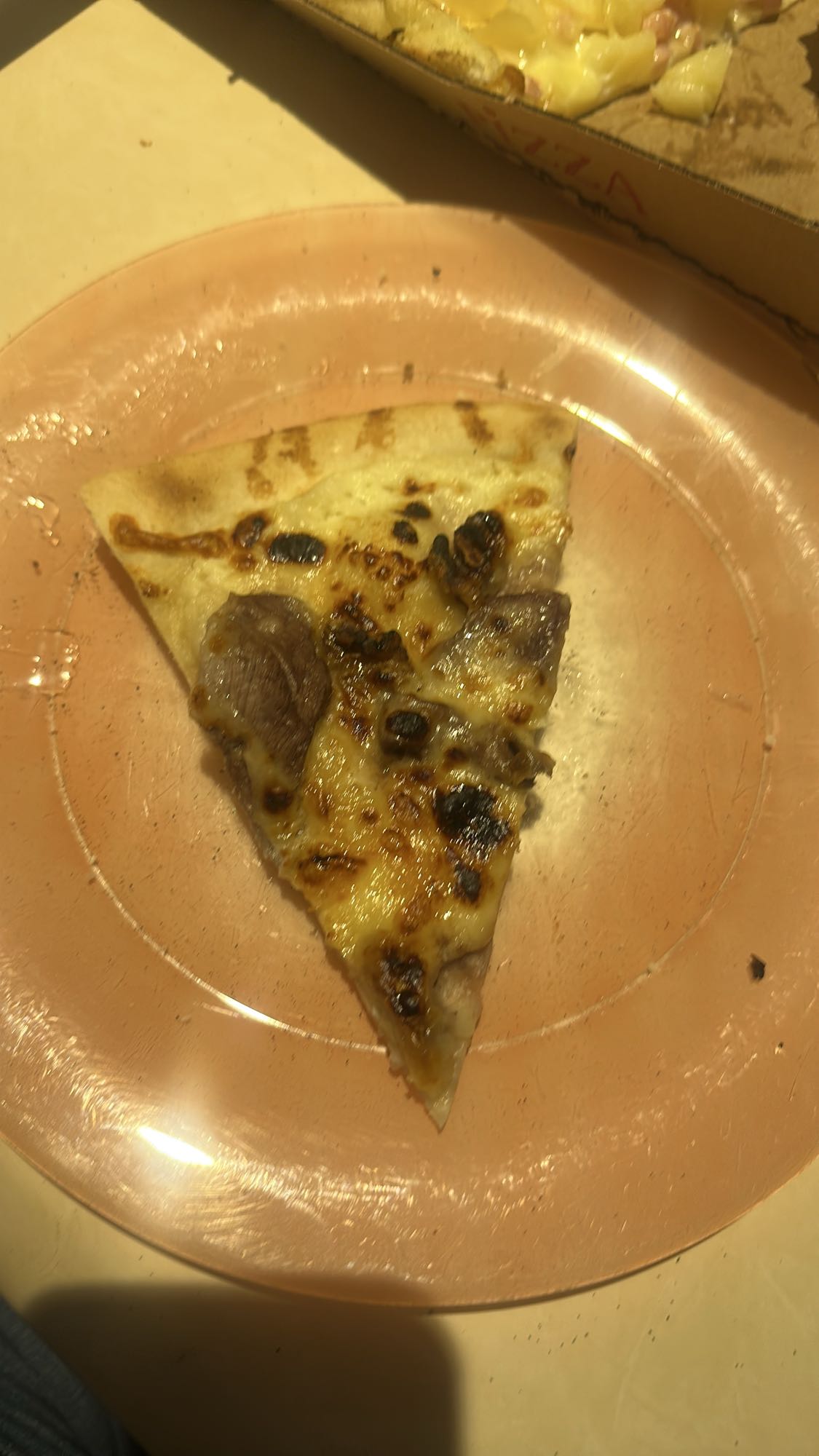 Part de pizza au fromage