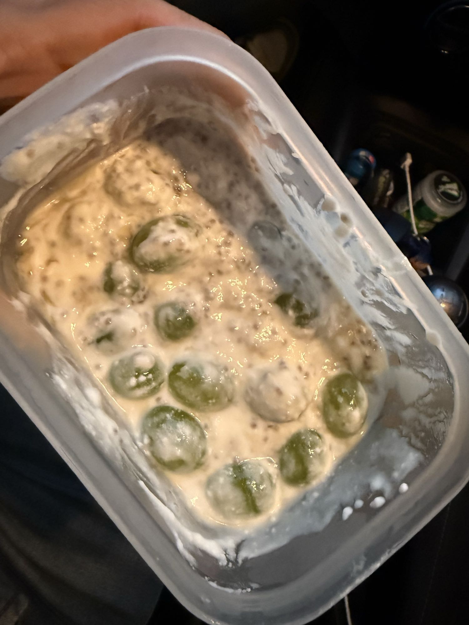 Iogurte com uvas
