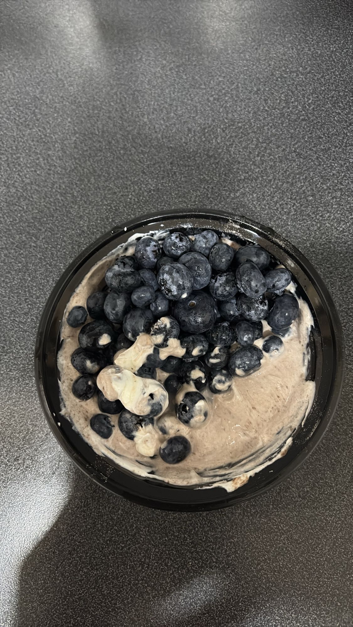 Yoghurt med blåbær