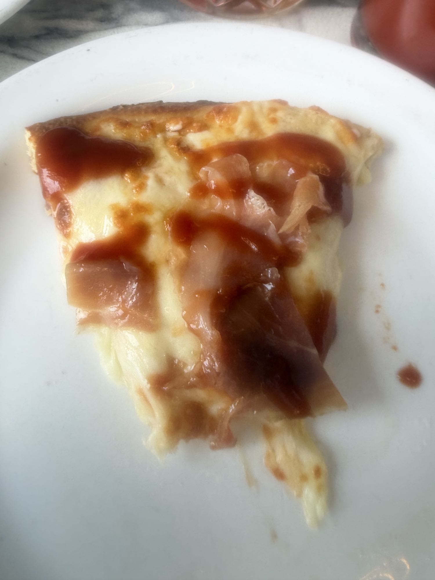porción de pizza jamón