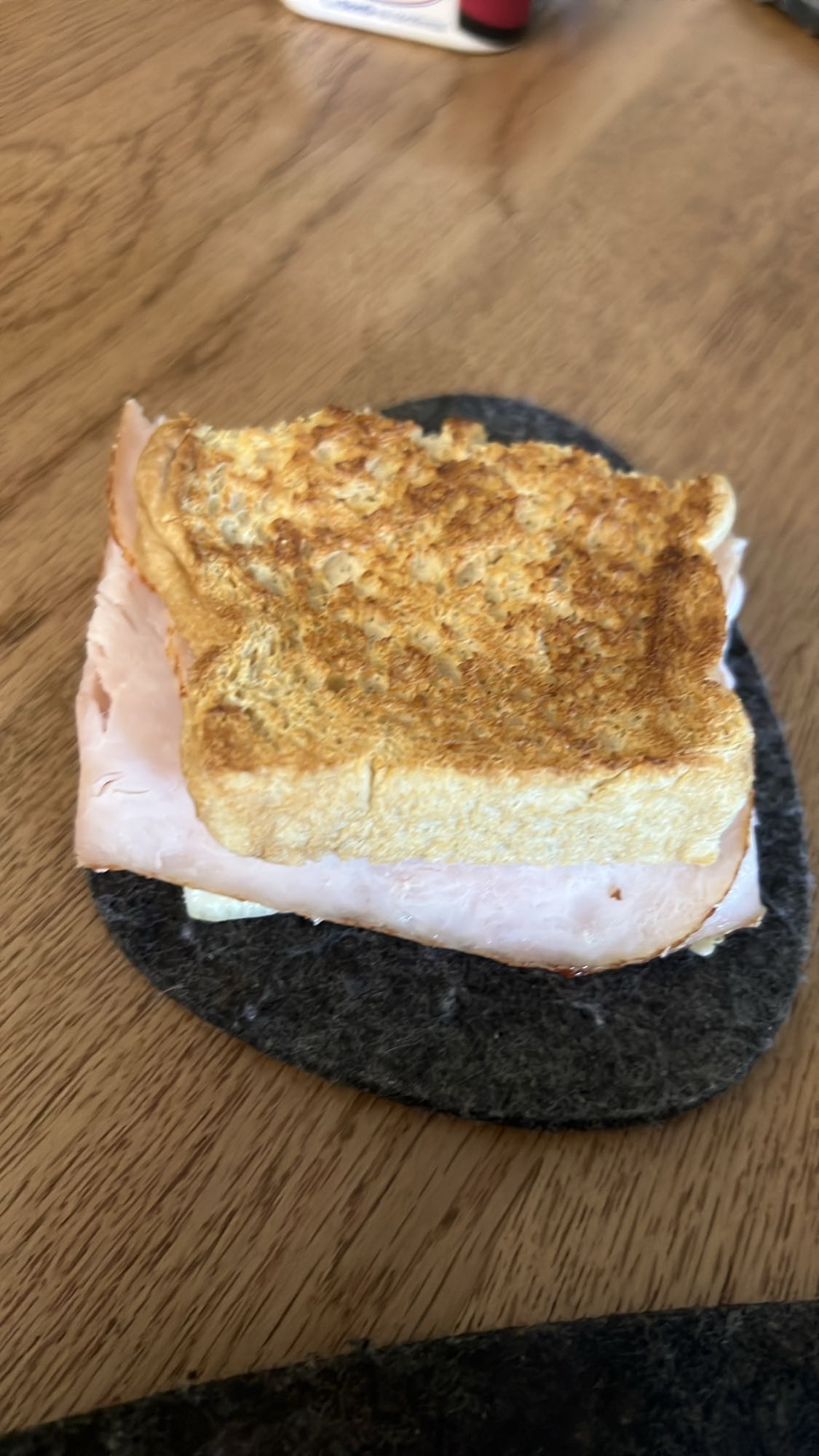 Toast prosciutto e formaggio