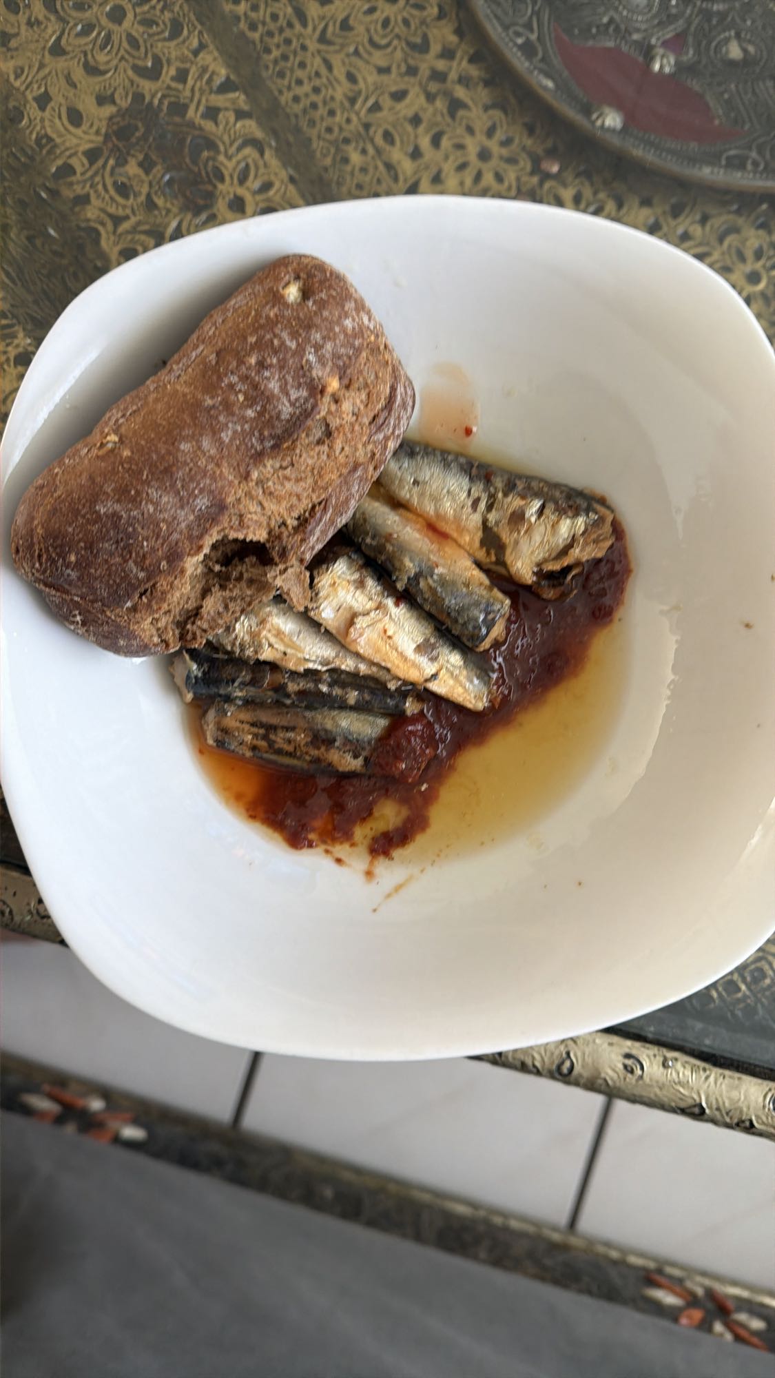 Sardines met brood