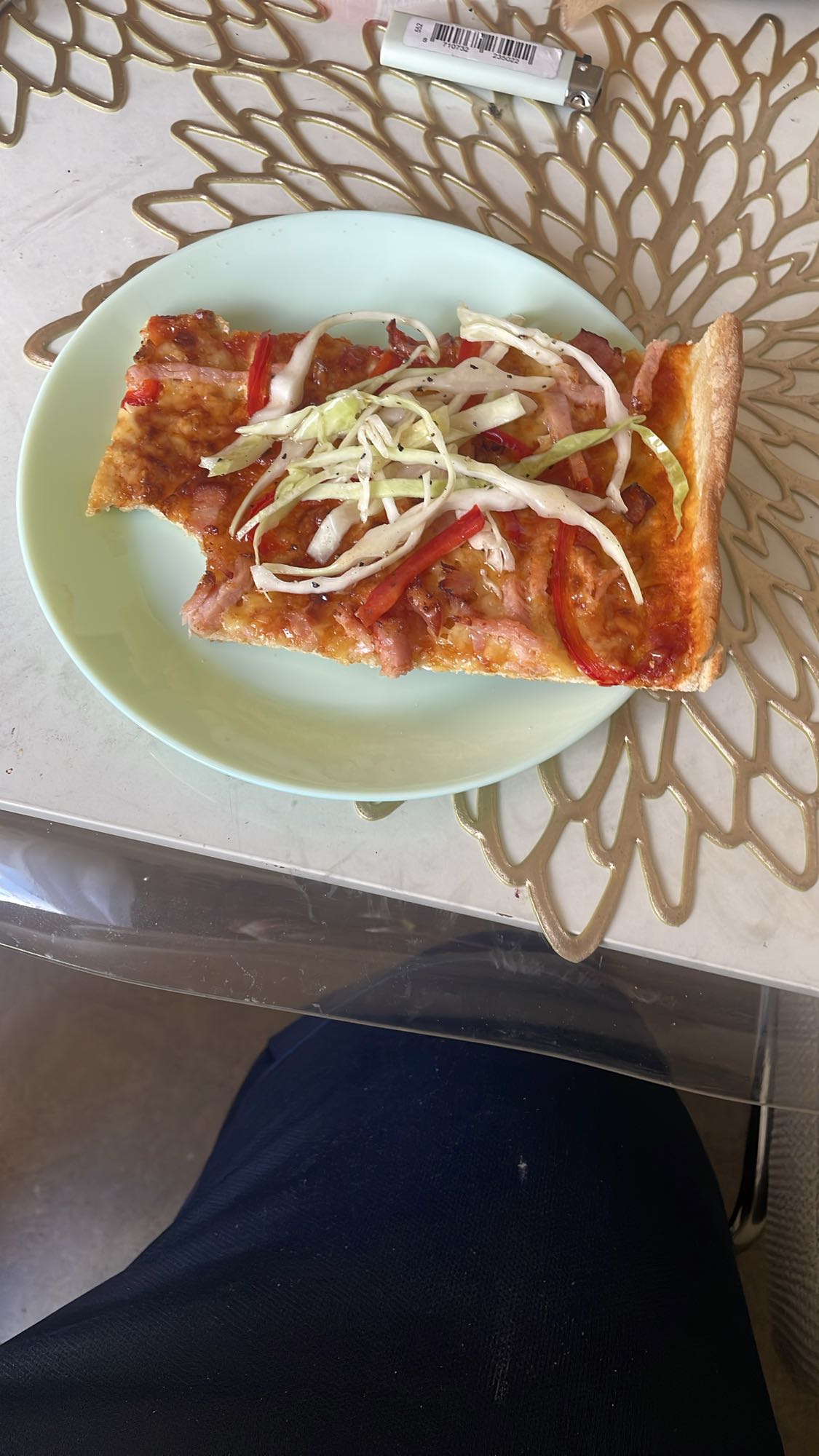 Pizzabit med sallad