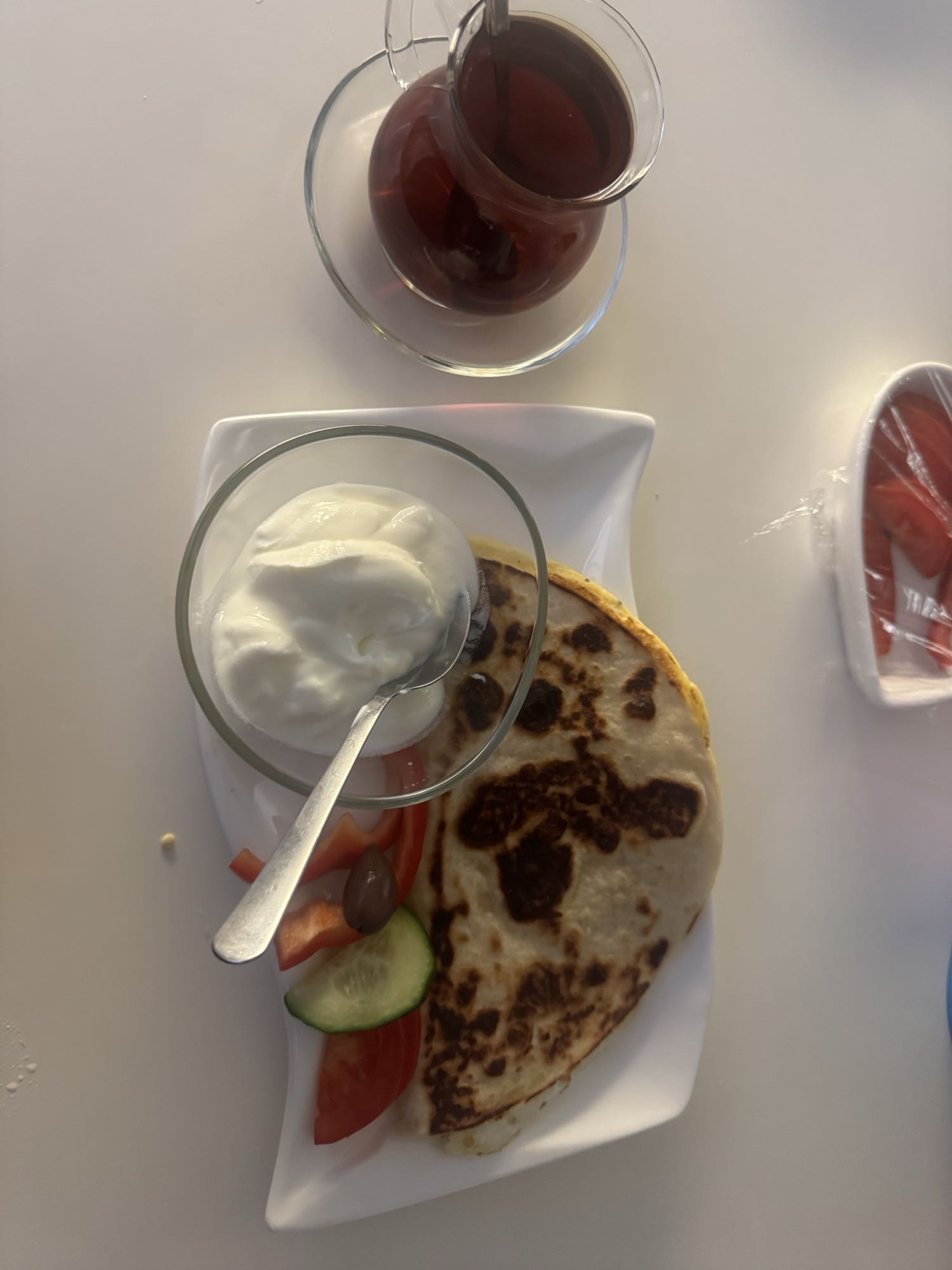 Pannbröd med yoghurt