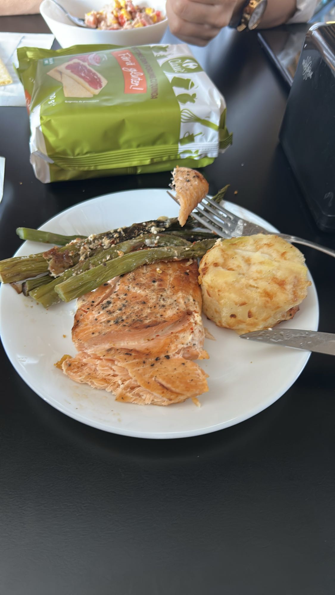 Salmon with Asparagus