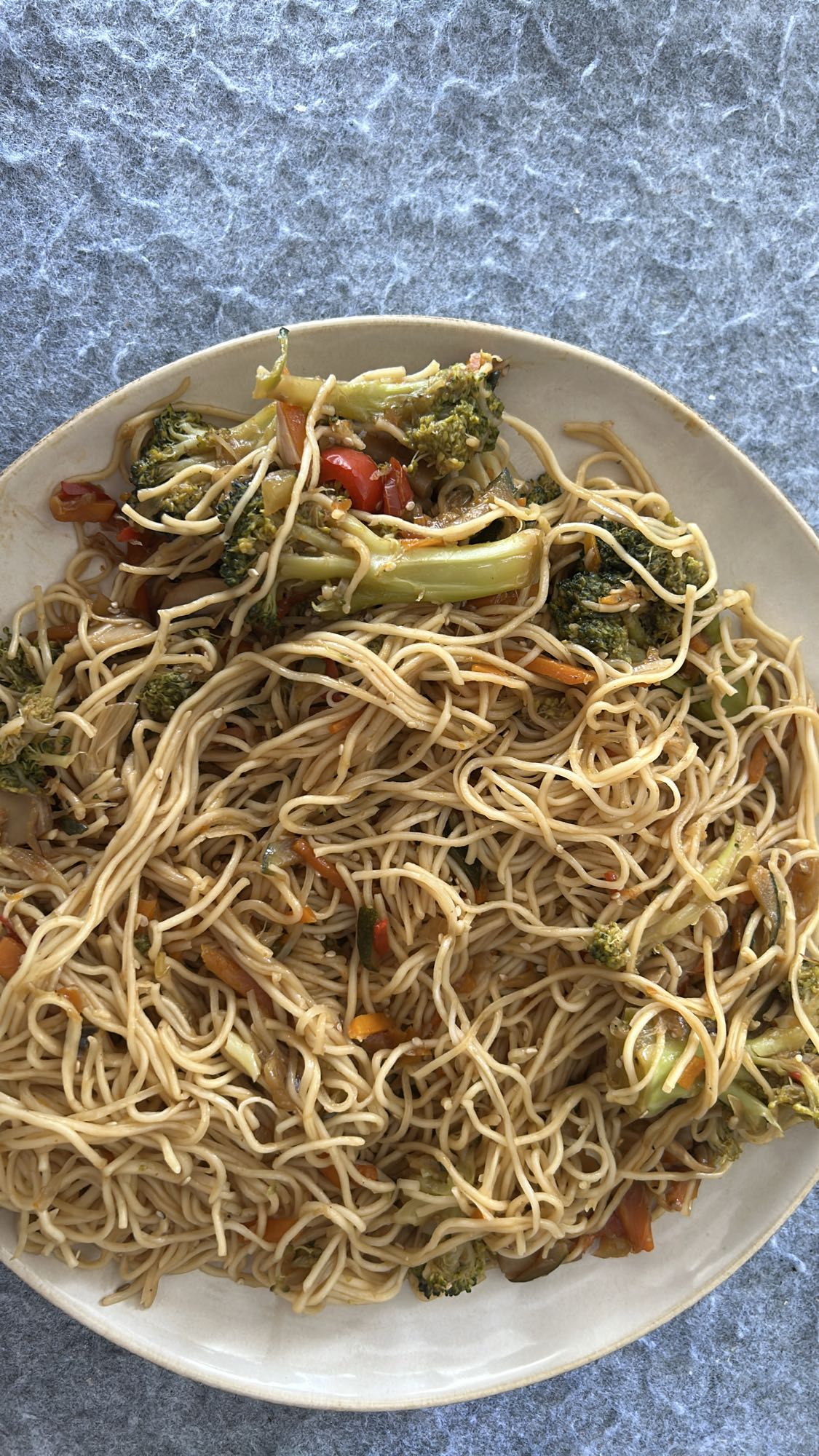 fideos salteados con verduras