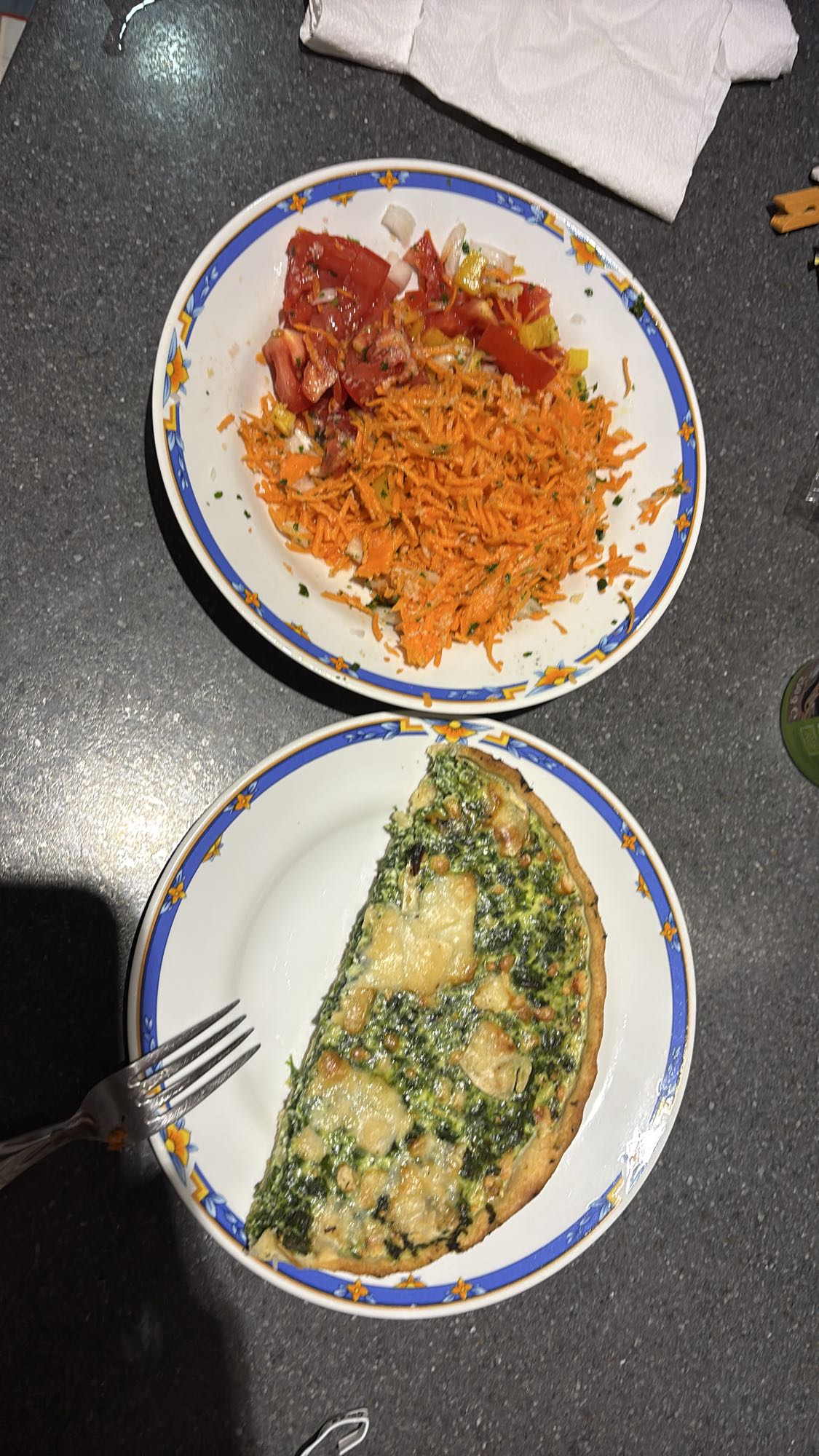Quiche épinards salade