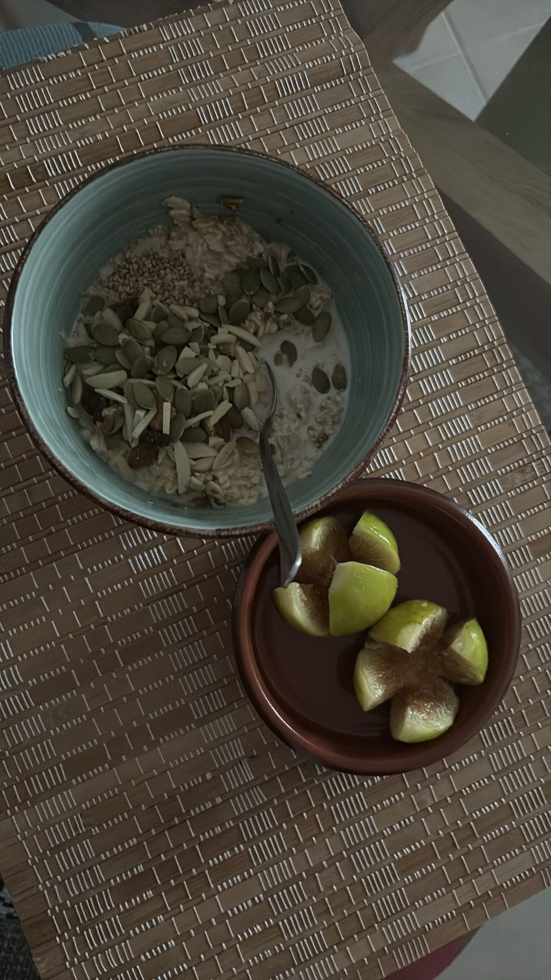 Oats Bowl with Figs