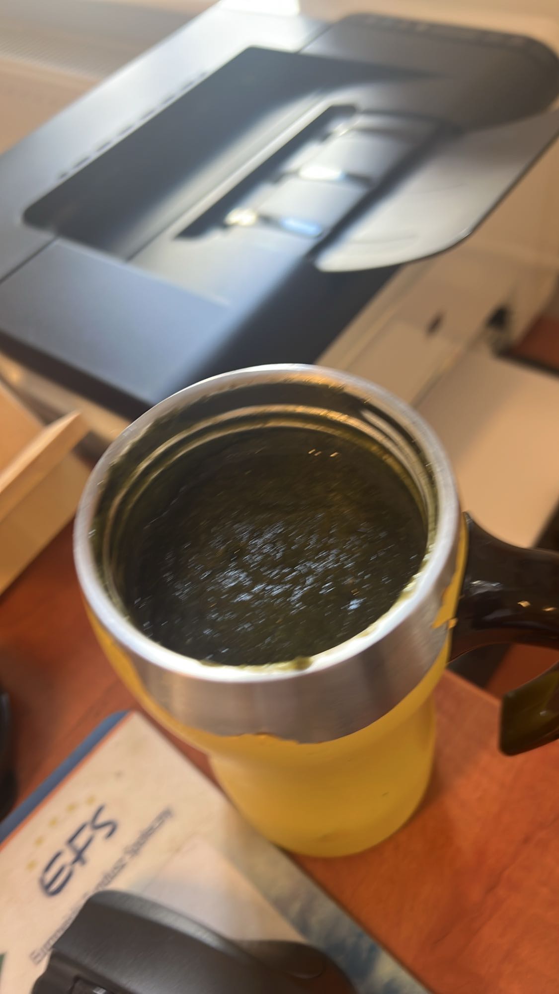 Smoothie z liści buraka, banana i gruszki