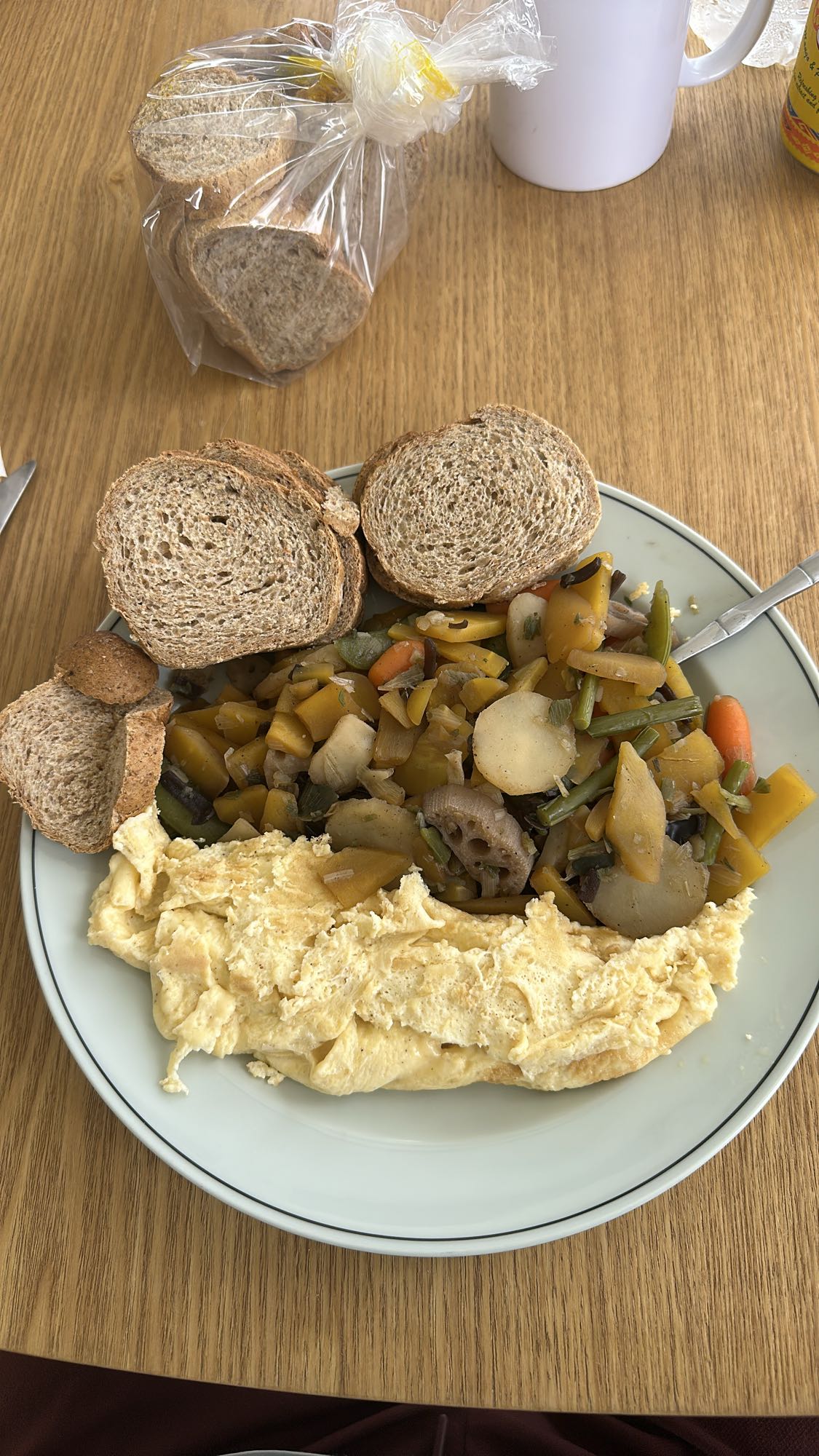 Omelette et légumes