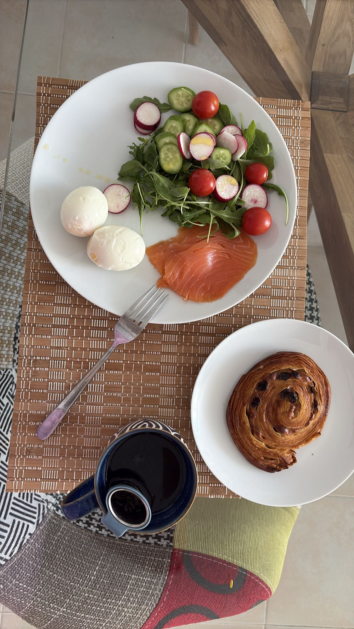 Salmon Eggs Salad Pastry