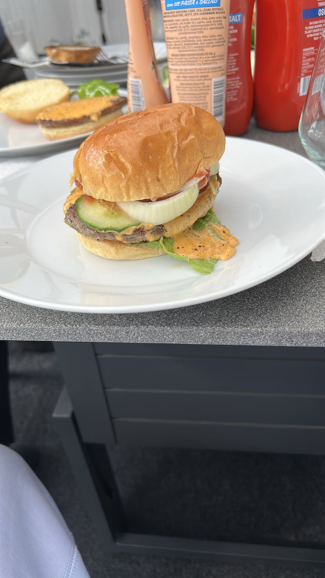 Hamburgare med dressing