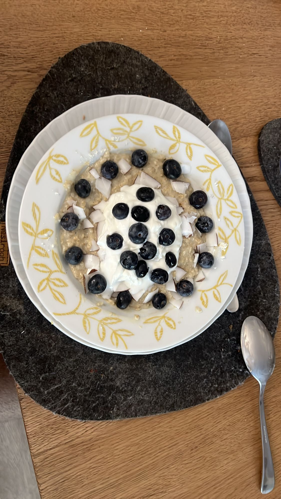 Porridge con mirtilli