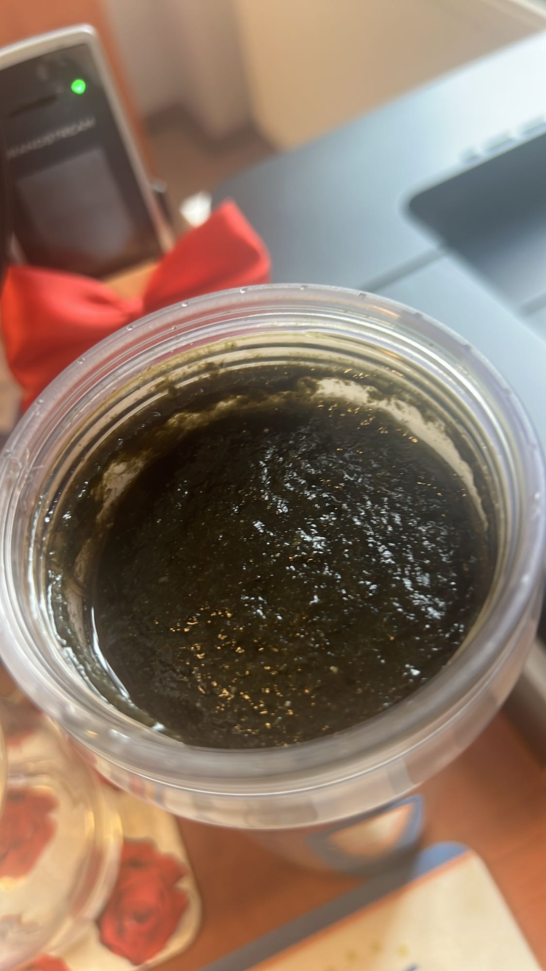 Smoothie z liści buraka, gruszki i połowy banana
