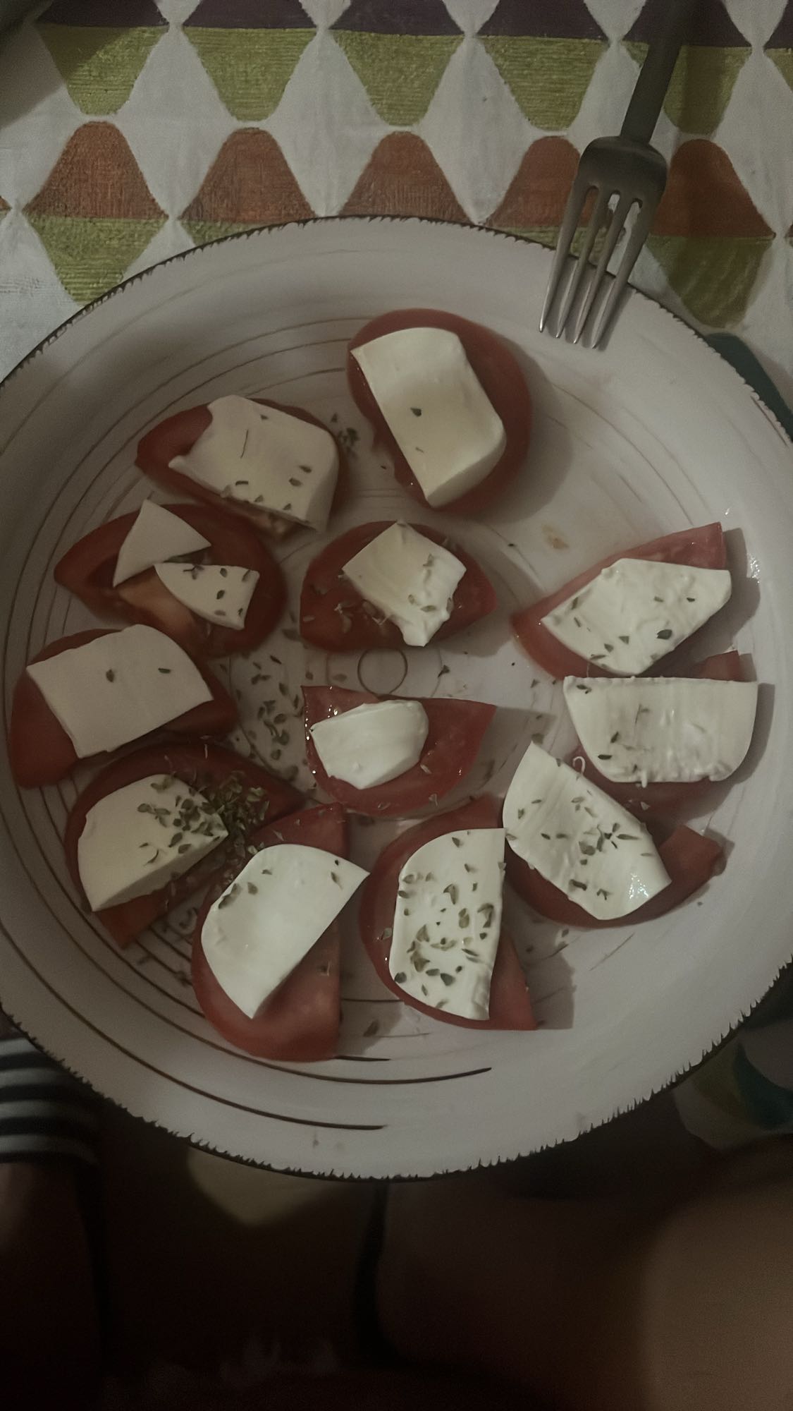 ensalada de tomate y queso