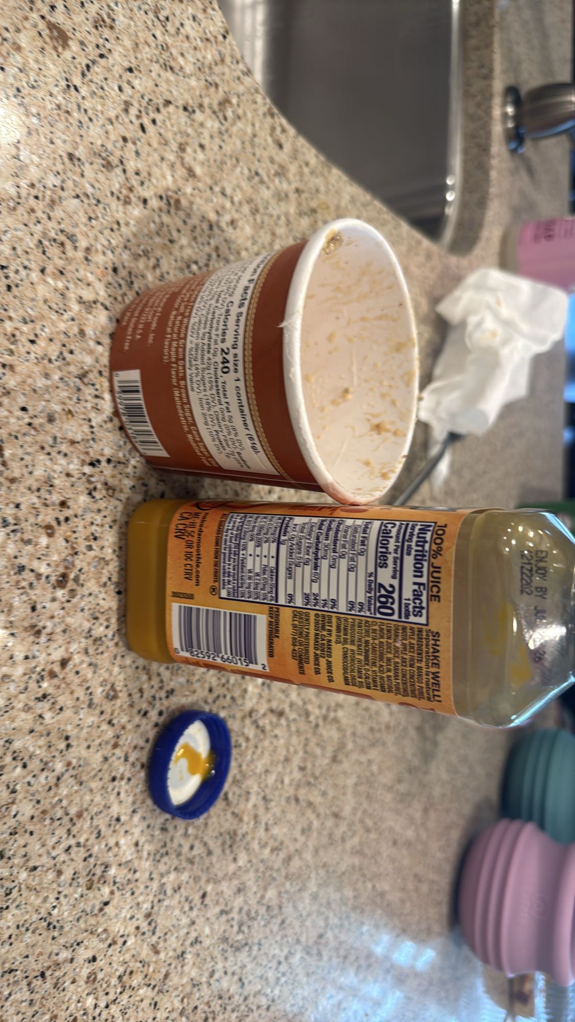 Oatmeal with juice and sweet peanut butter