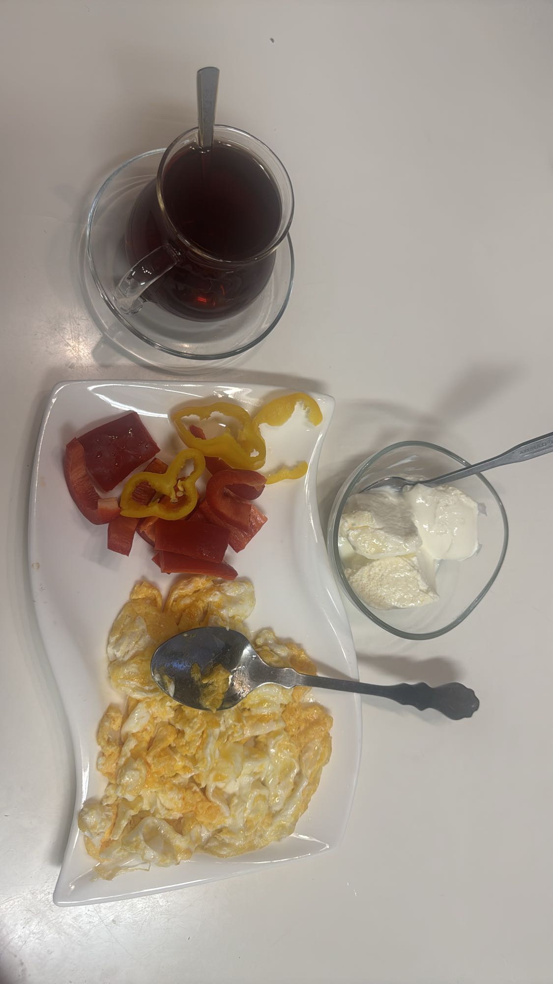 Äggröra med yoghurt