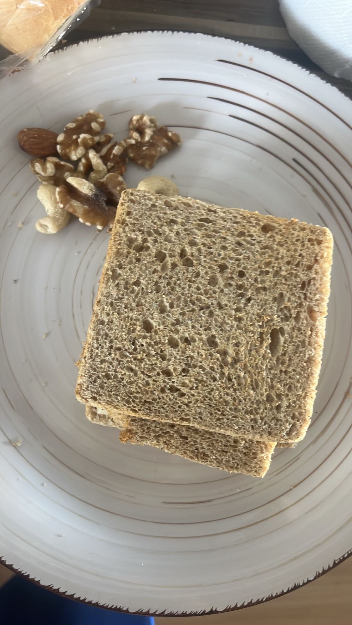 Pan integral con frutos