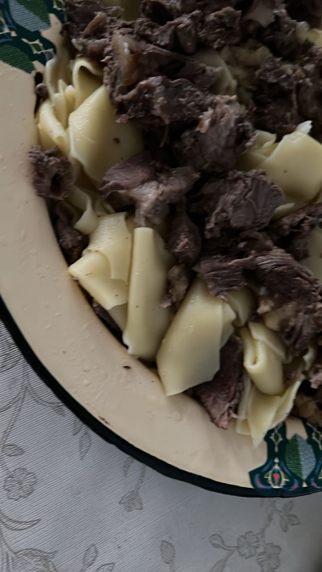 Макароны с говядиной