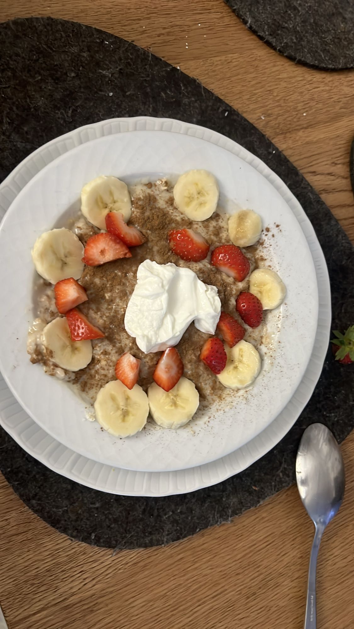 Porridge con frutta