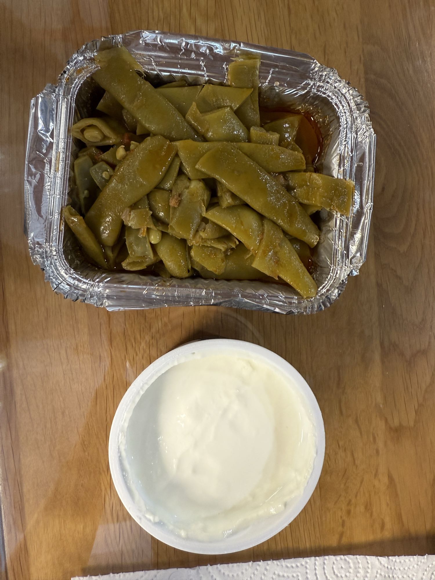 Zeytinyağlı Fasulye Yoğurt