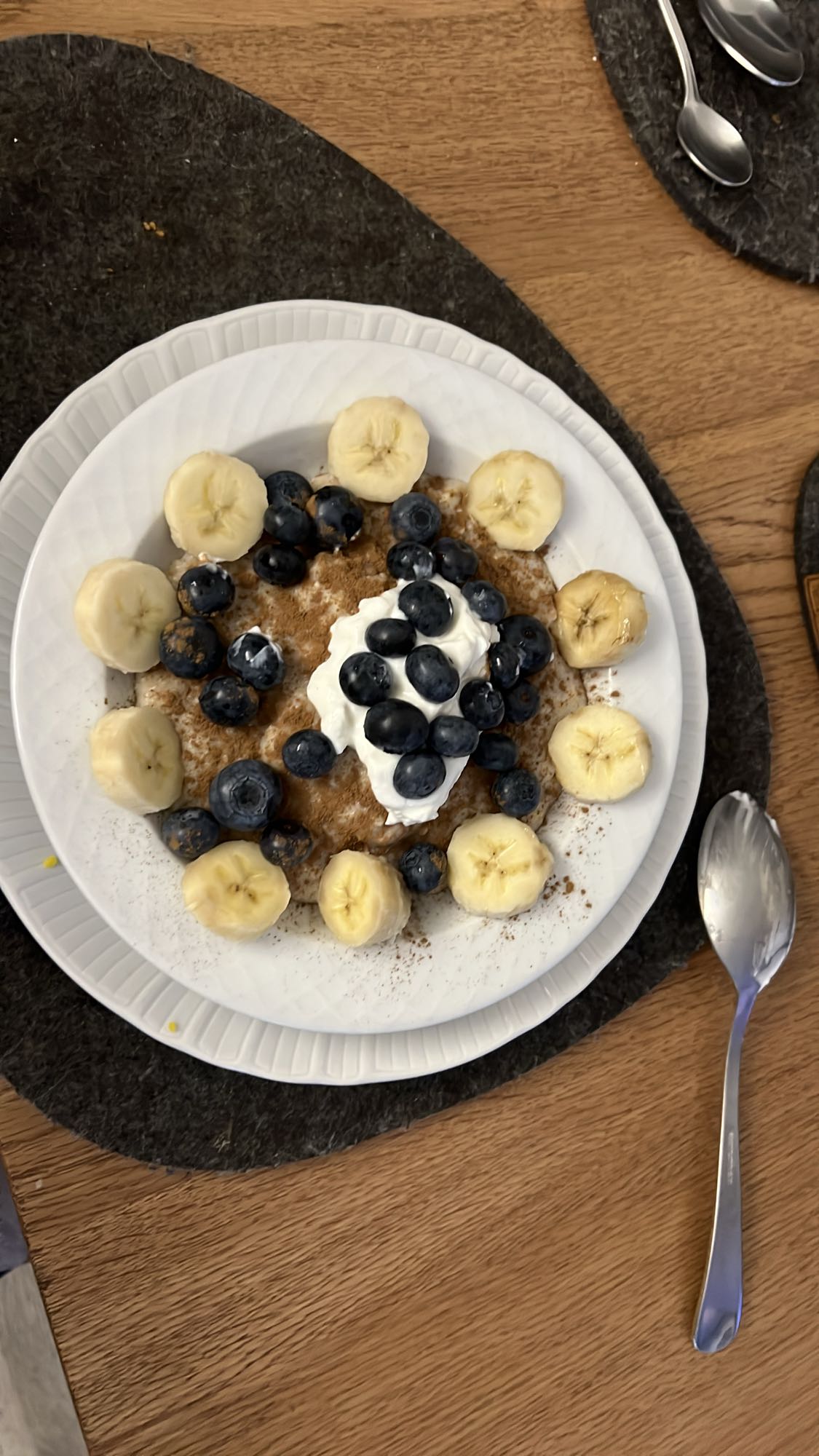 Porridge con frutta