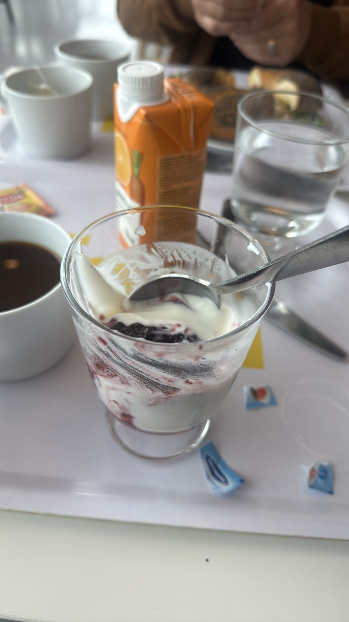 Yoghurt med bär