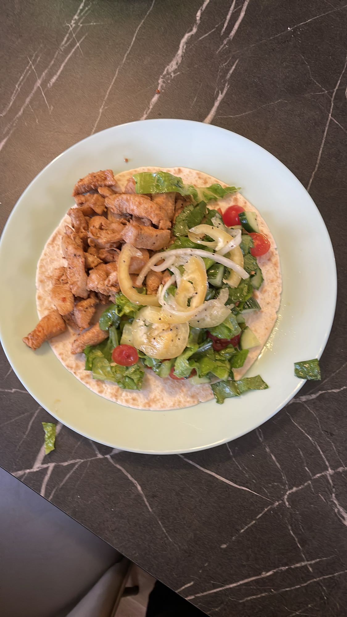 Kycklingwrap med sallad
