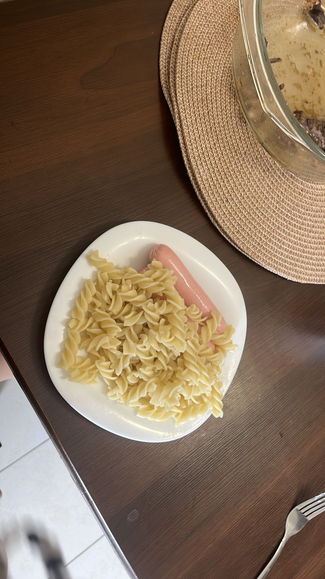 Макароны с сосисками