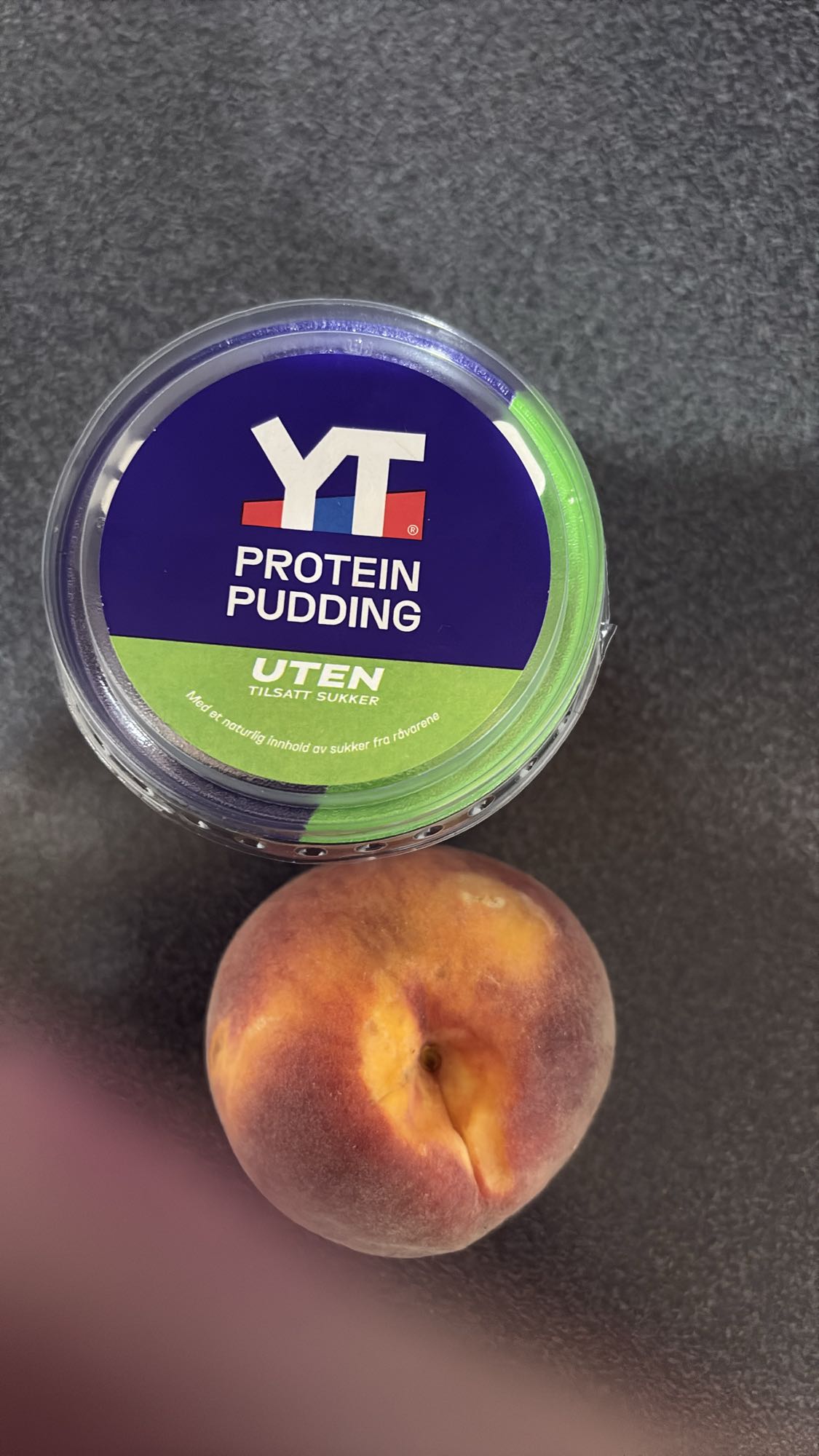 Proteinpudding med fersken