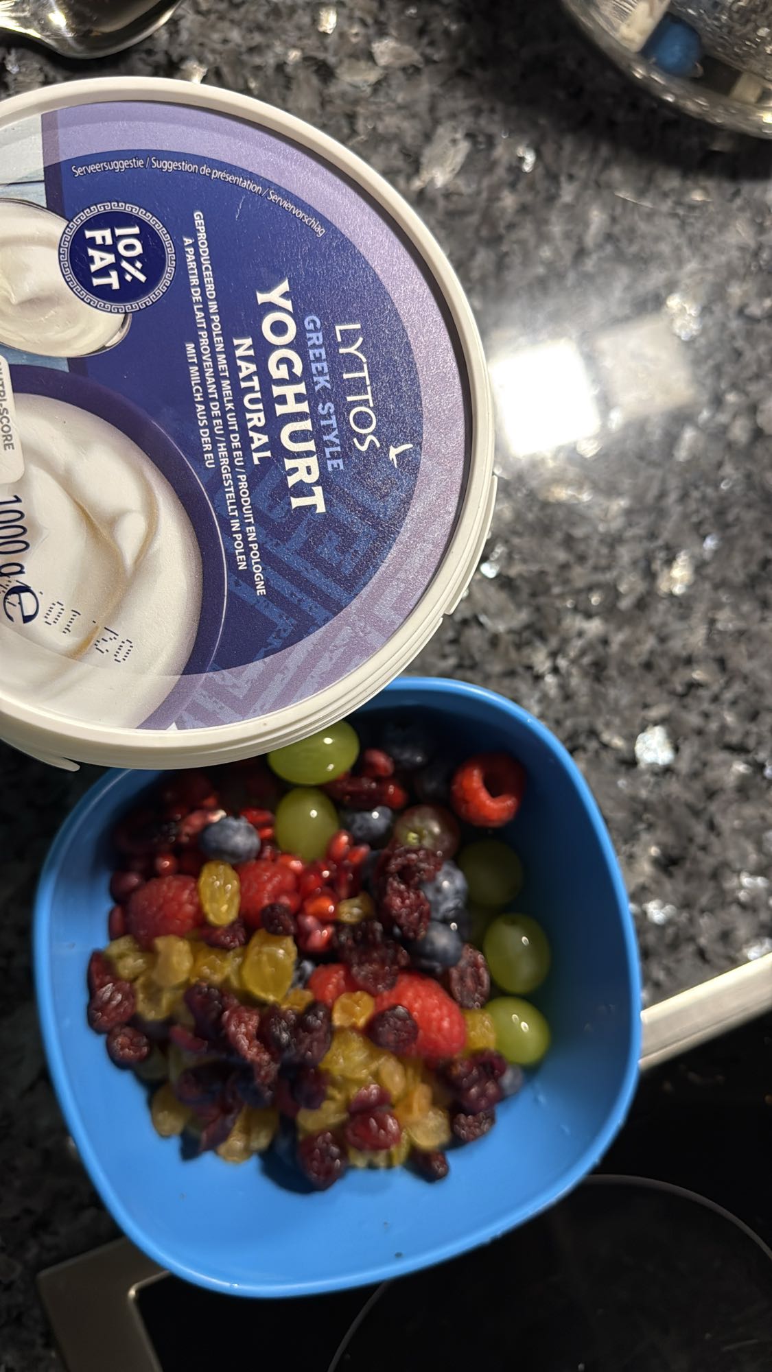 Greek Yogurt Fruit Bowl