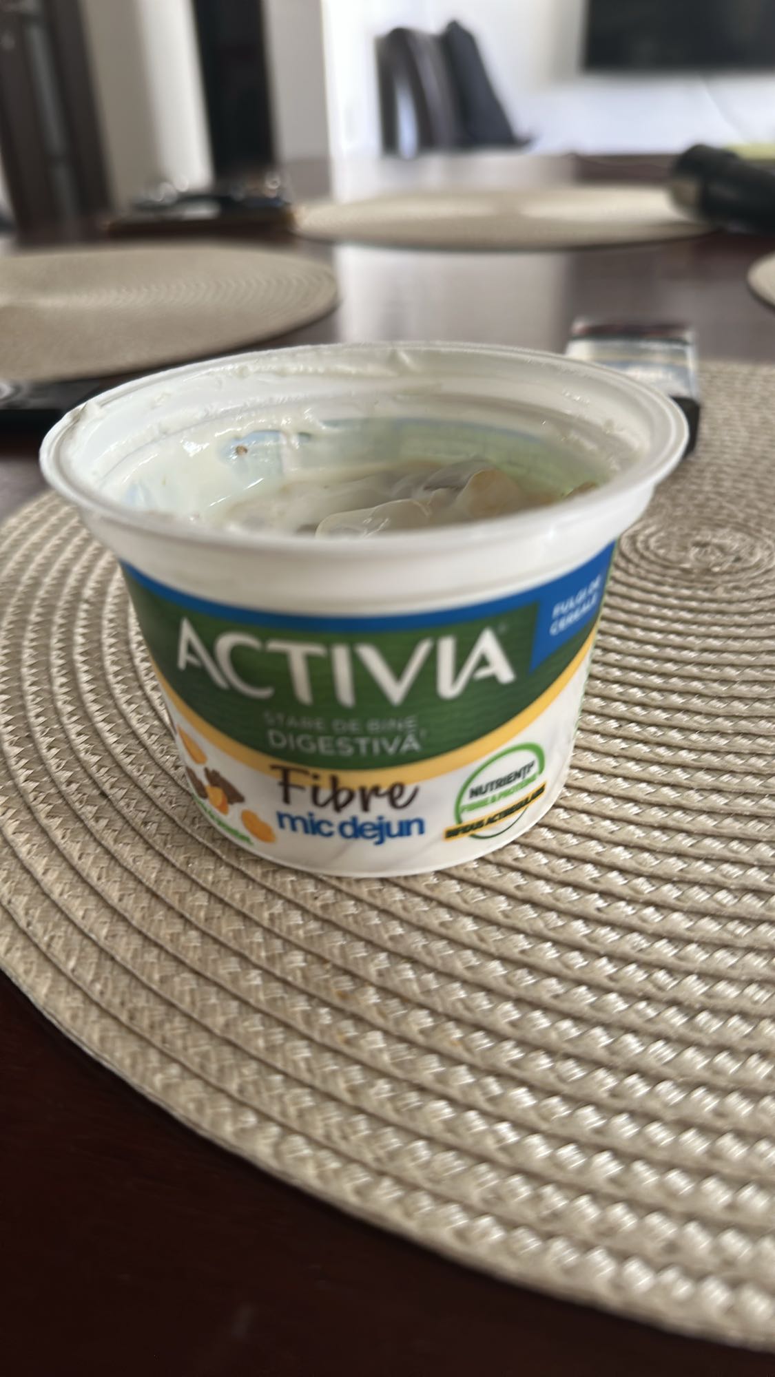 Iaurt Activia cu fibre