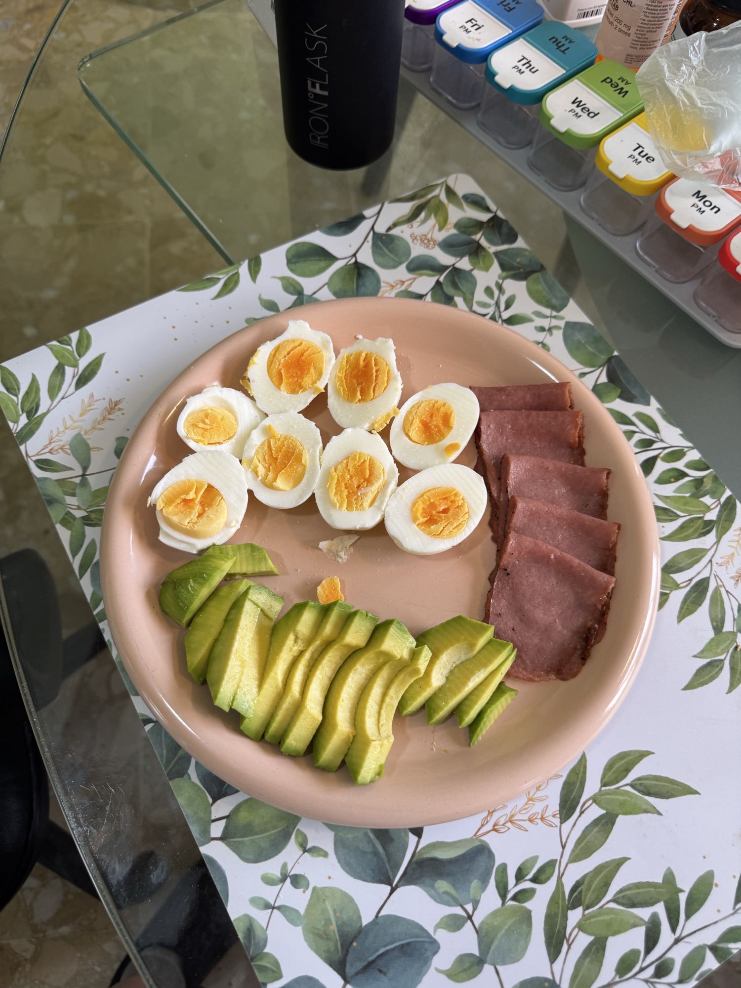 huevos con aguacate