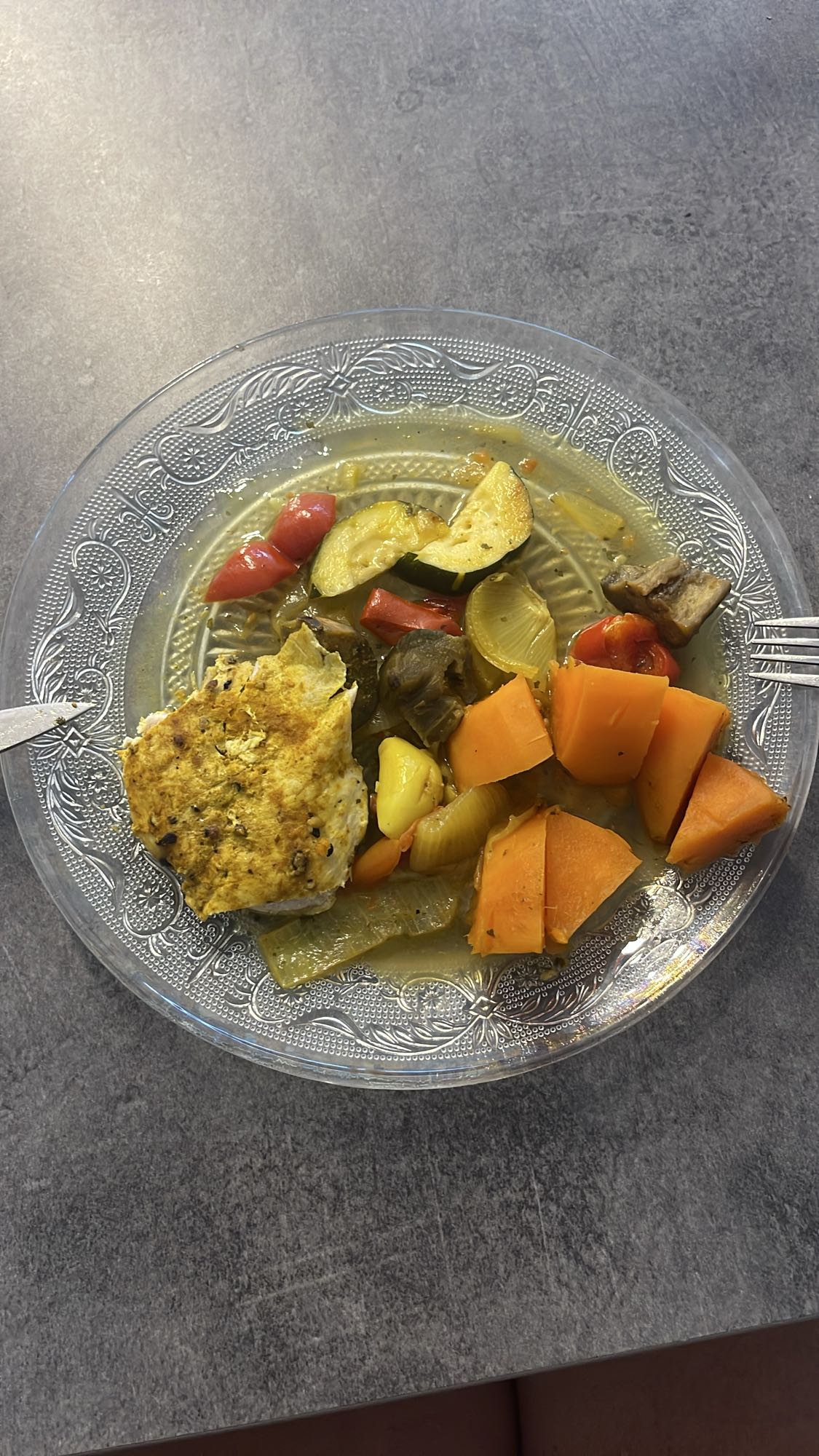 Poulet, légumes et patates douces