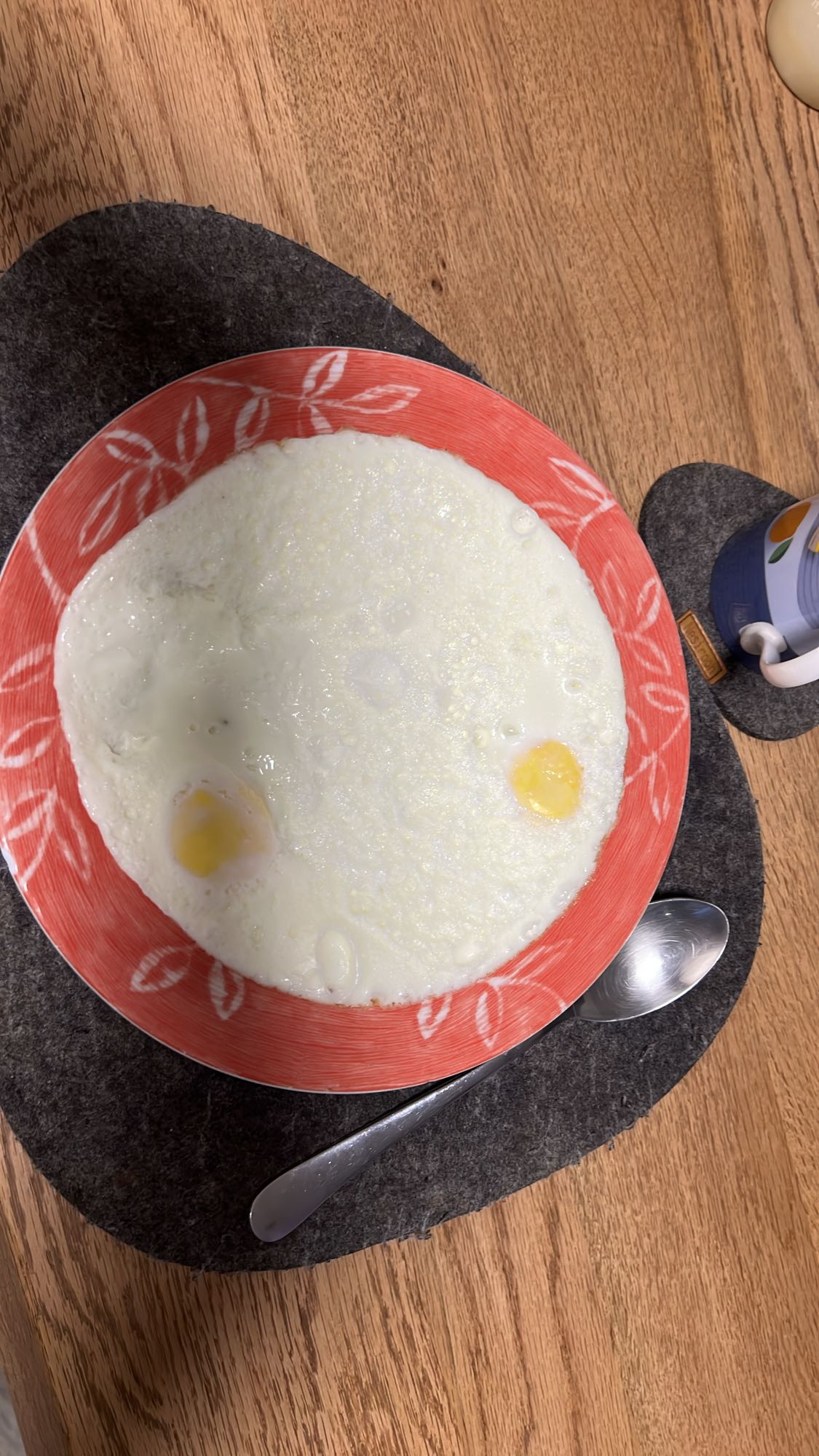 Porridge con uova