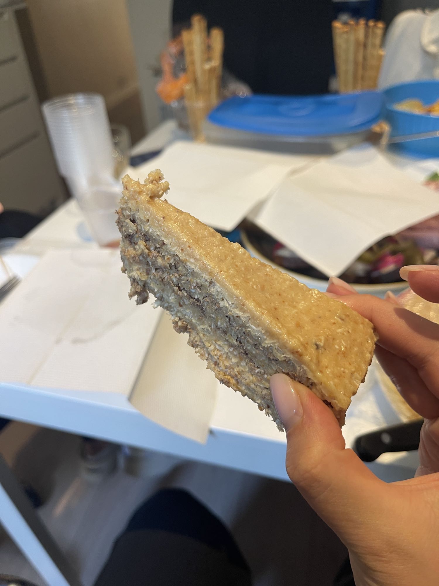 Вафельный торт со сгущенкой
