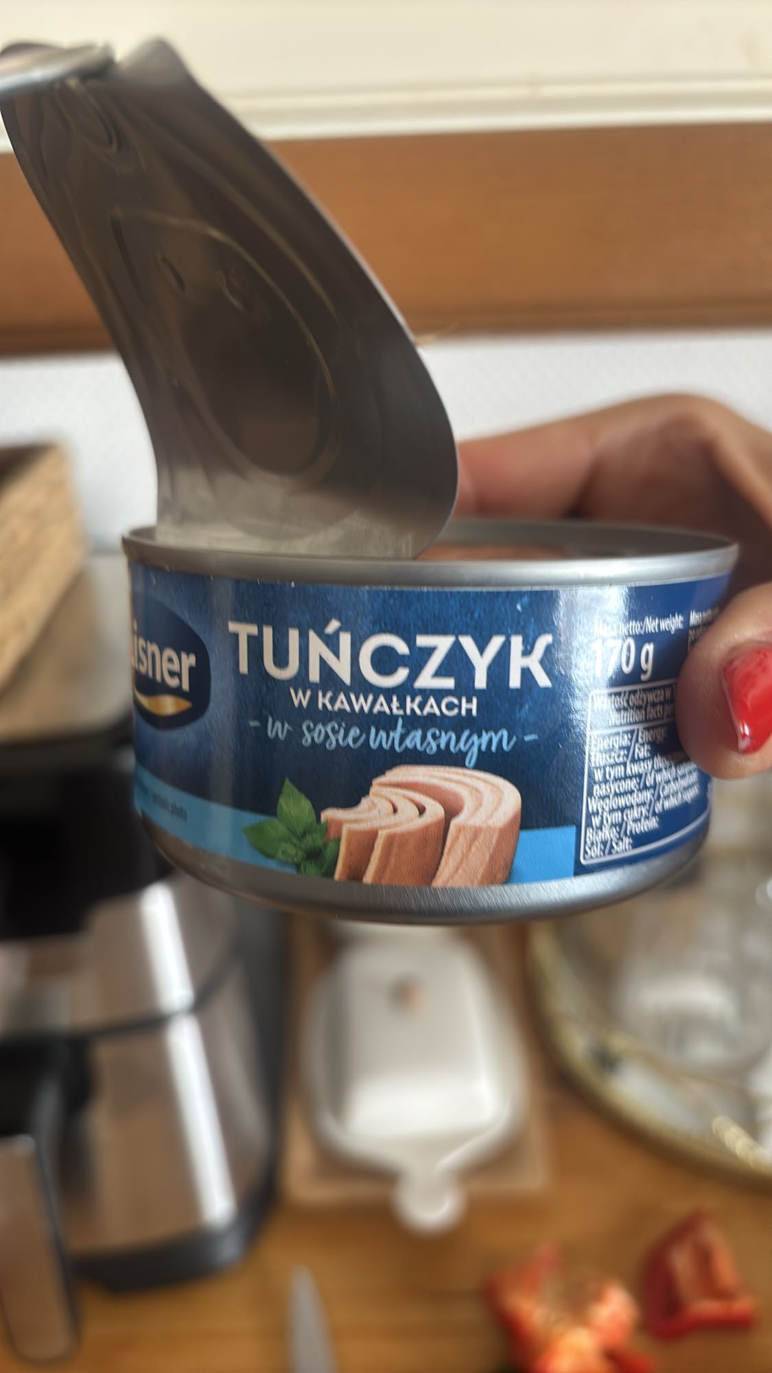 Tuńczyk w sosie własnym