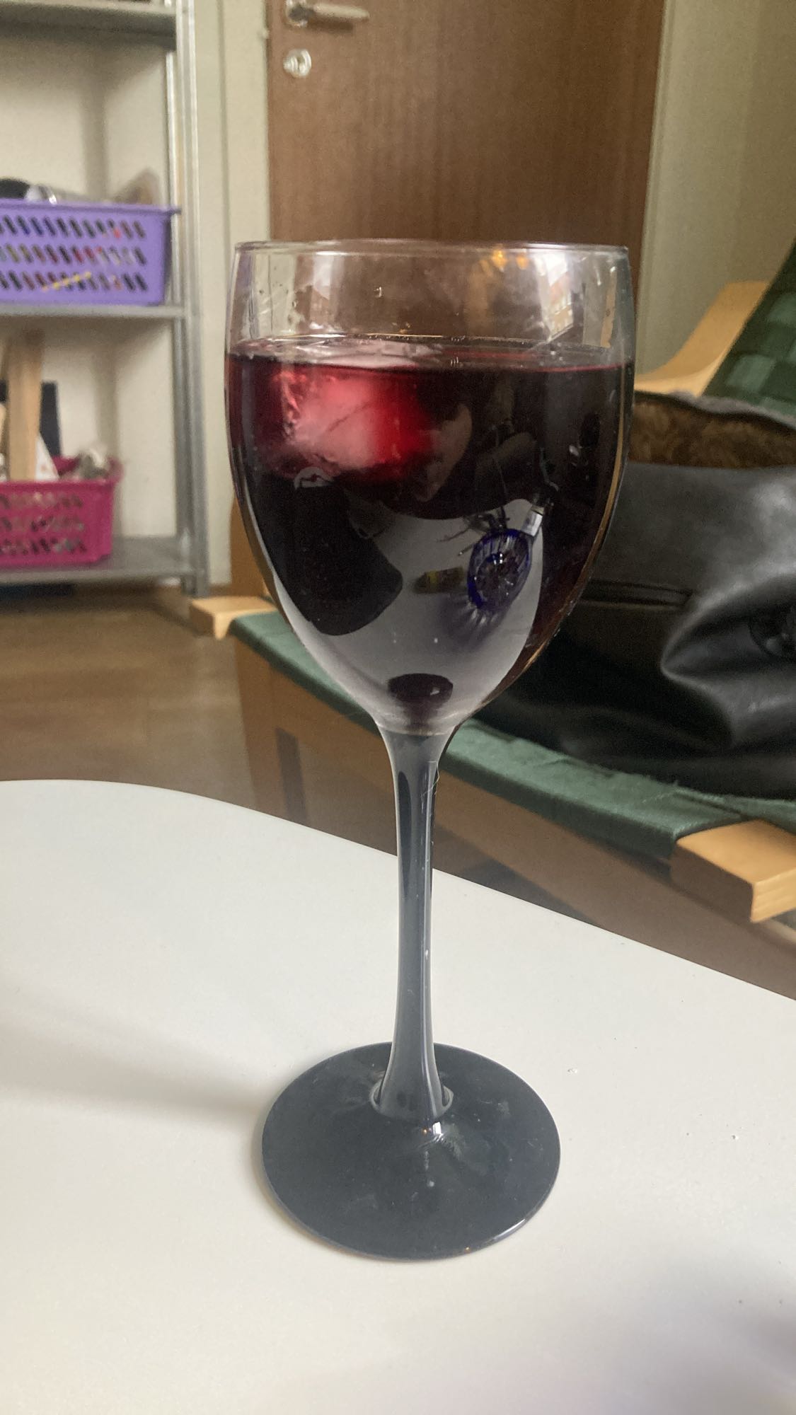 Rödvin i glas