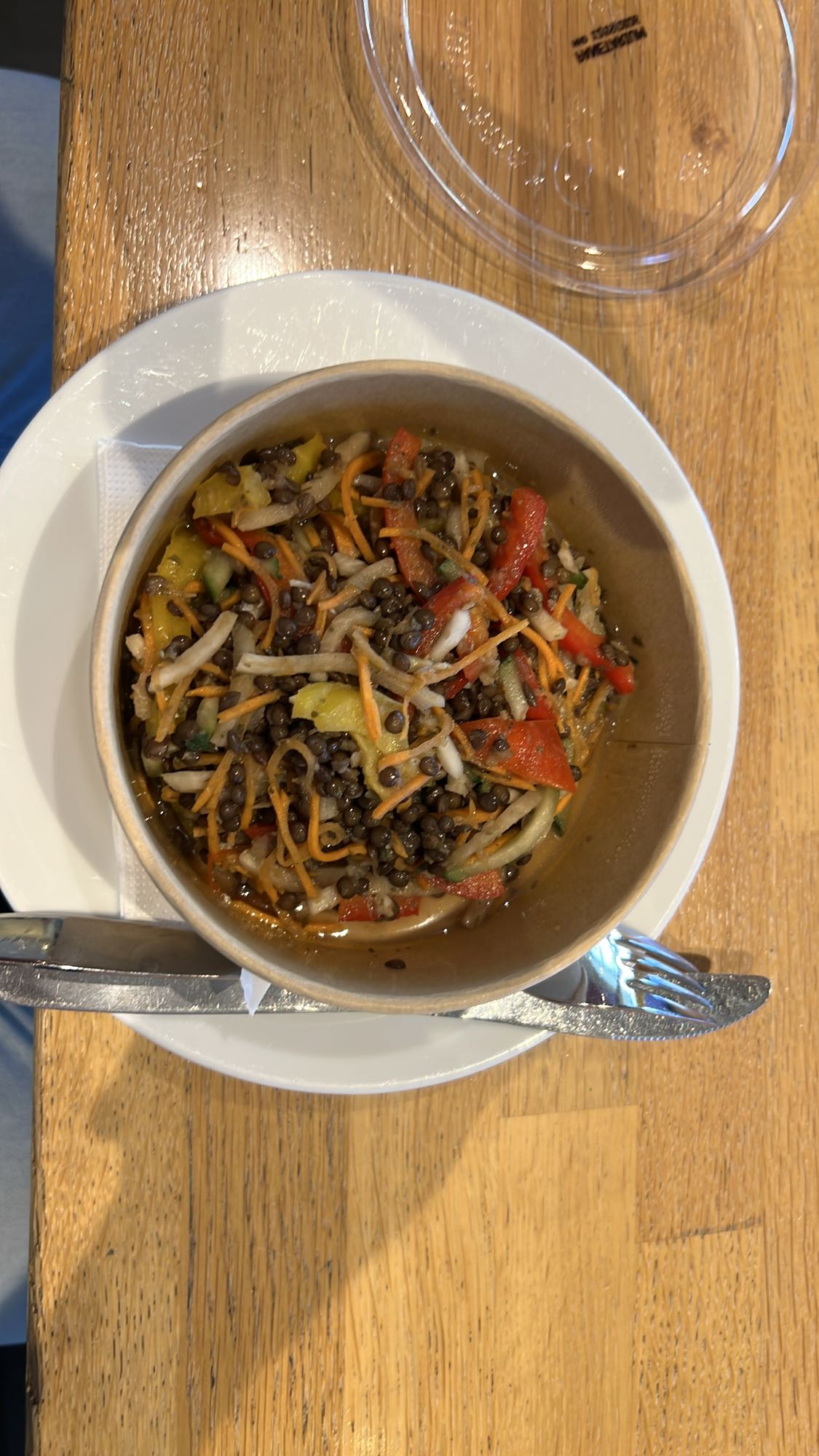 Linsensalat mit Gemüse