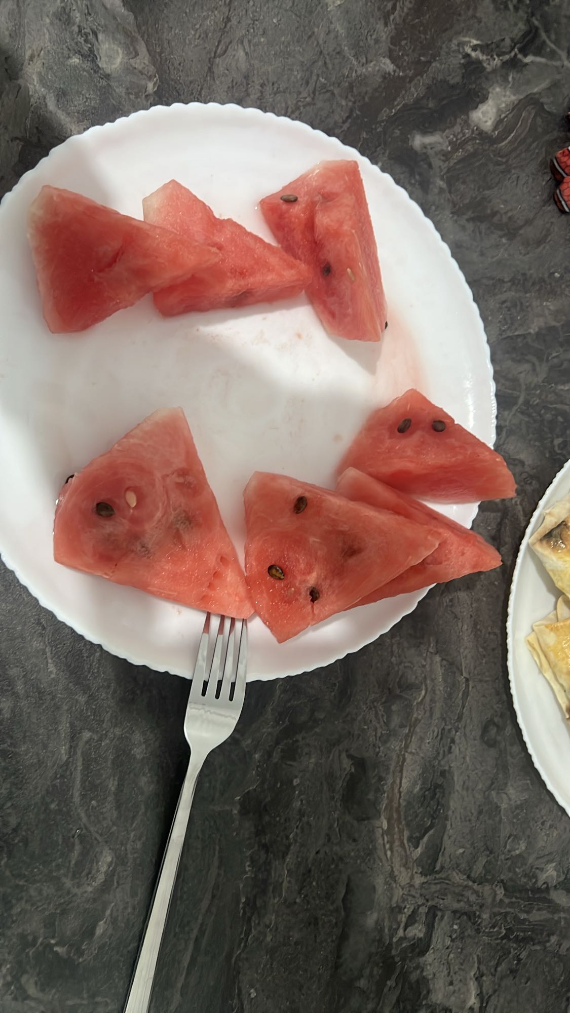 Ձմերուկի կտորներ