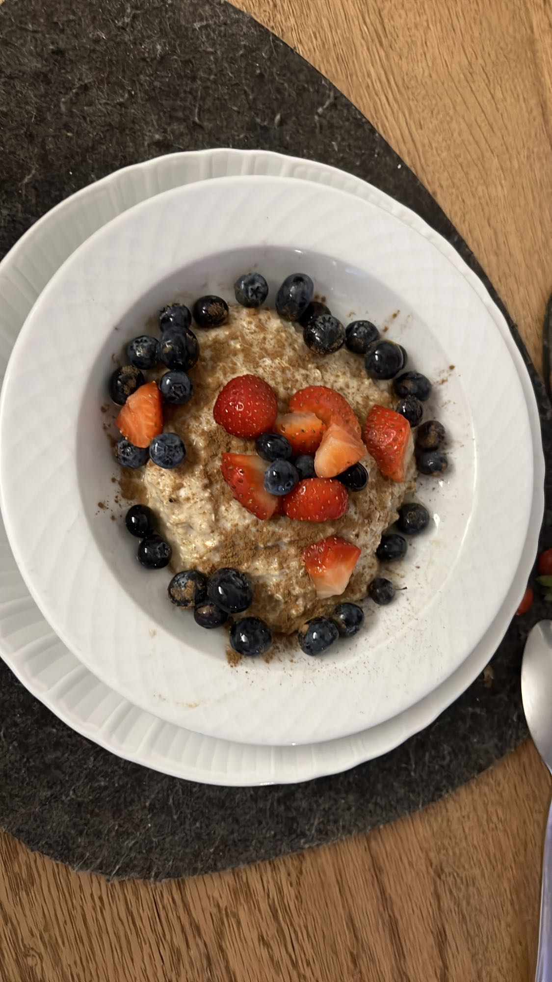 Porridge con frutti