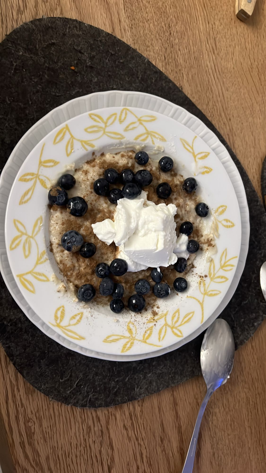 Porridge con mirtilli