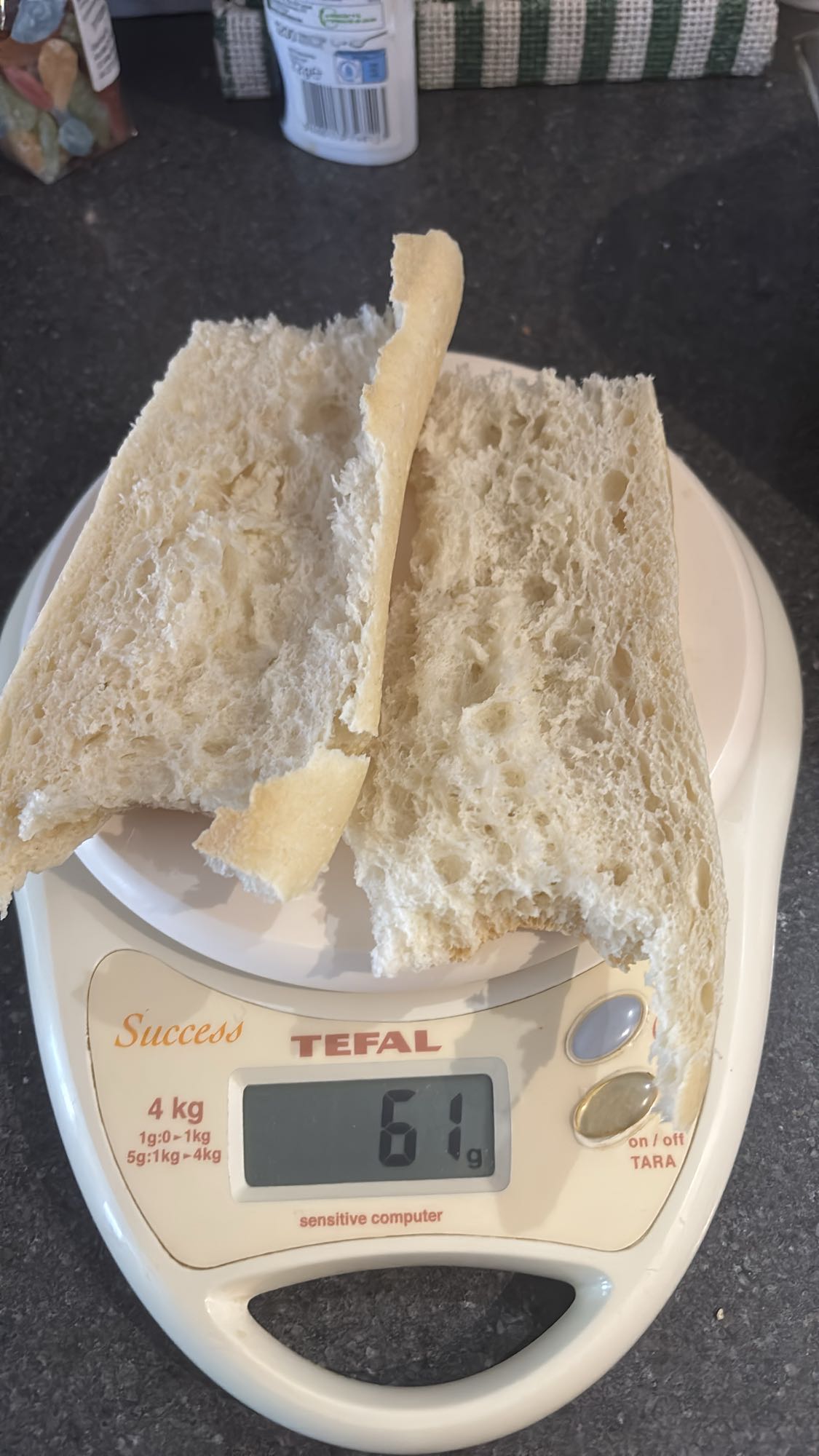 Morceaux de pain blanc