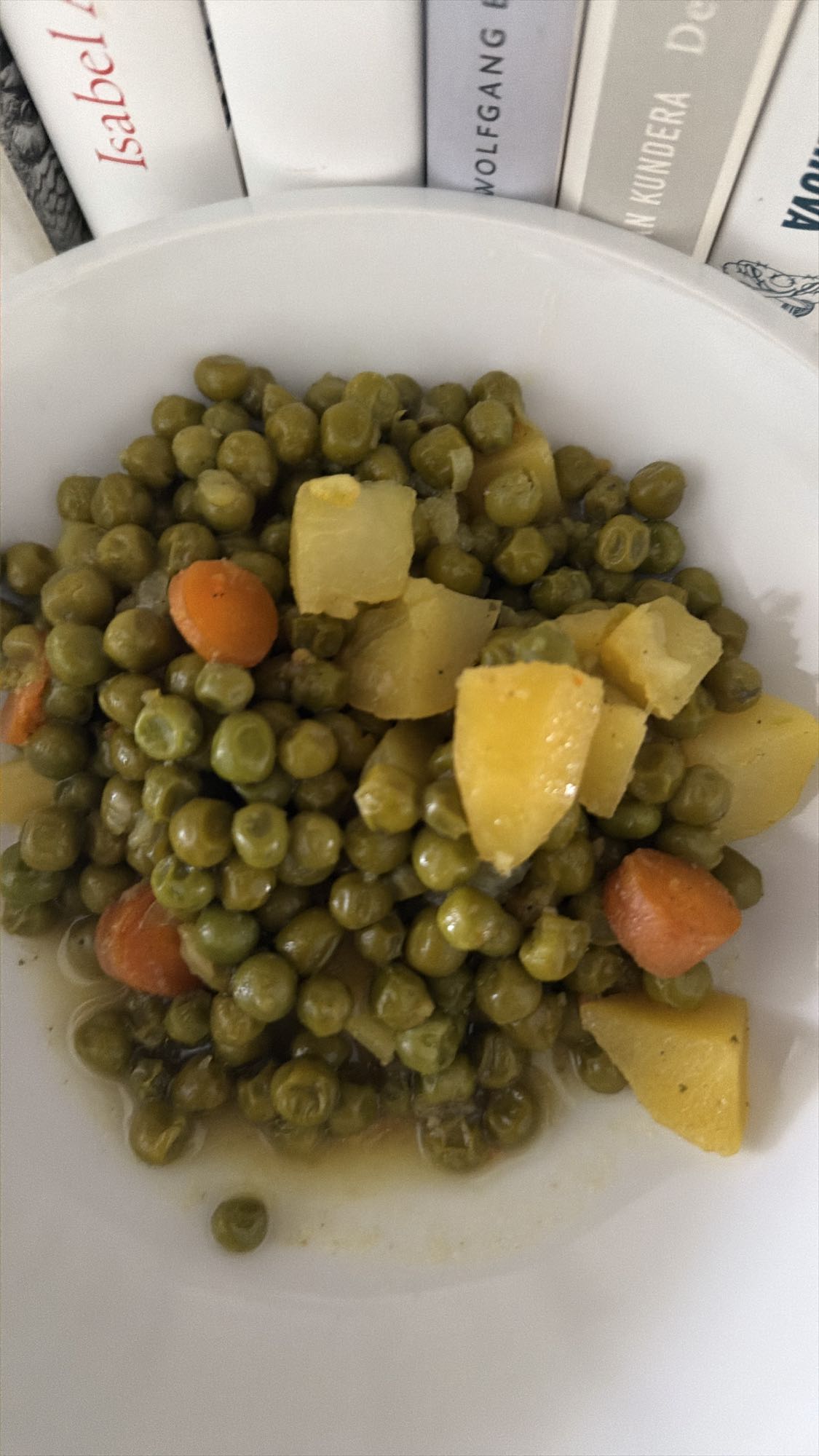 Erbsen mit Kartoffeln